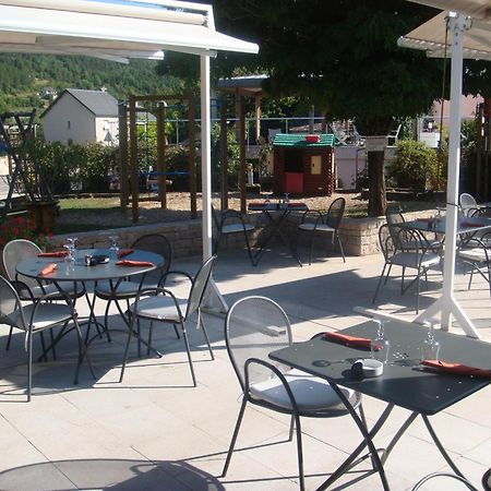 Hotel-Restaurant Le Calice Du Gevaudan - A75 Banassac Dış mekan fotoğraf