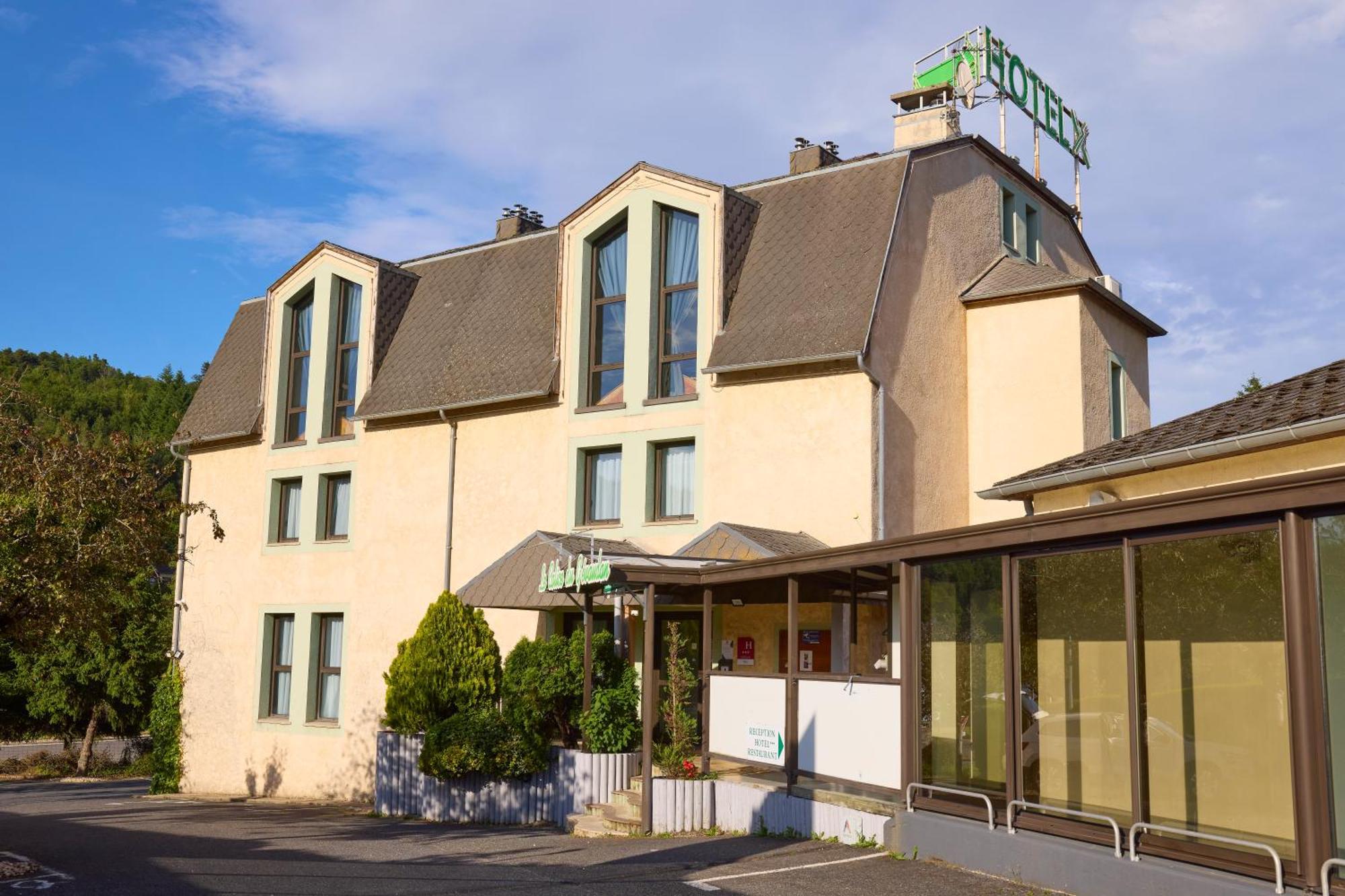 Hotel-Restaurant Le Calice Du Gevaudan - A75 Banassac Dış mekan fotoğraf