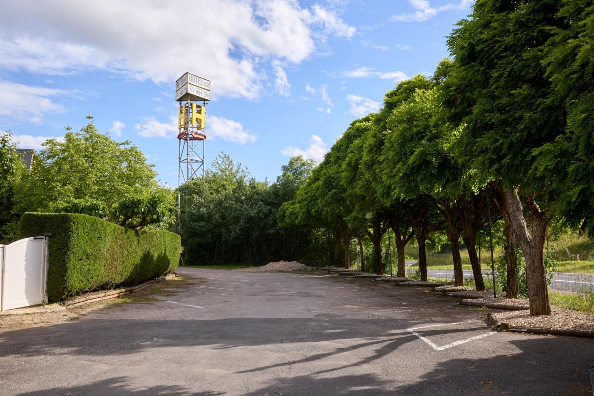 Hotel-Restaurant Le Calice Du Gevaudan - A75 Banassac Dış mekan fotoğraf